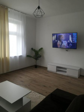 Apartment Theatre Polski